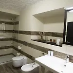 Cacao Guest house 4*